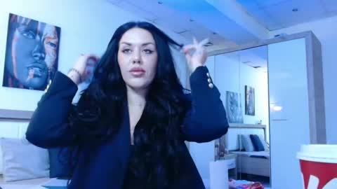 Snapshot of laylacruz chatting on 02.13.25 laylacruz online show from 02.13.25