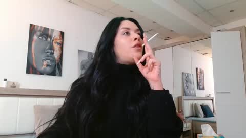 Snapshot of laylacruz chatting on 02.18.25 laylacruz online show from 02.18.25