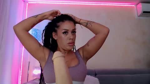 Snapshot of laylacruz chatting on 03.06.26 laylacruz online show from 03.06.26