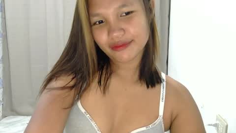 Snapshot of laylanimfa chatting on 05.30.26 Nimfa online show from 05.30.26