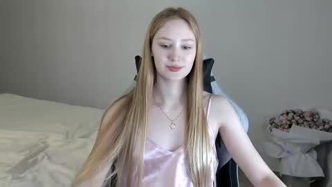 LaylaPretty001 online show from 02.17.25