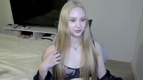 LaylaPretty001 online show from 03.30.26