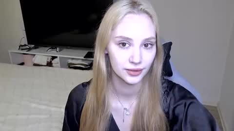 LaylaPretty001 online show from 04.30.26