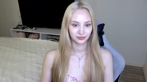 LaylaPretty001 online show from 06.27.26