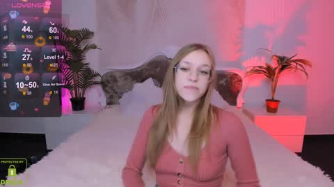 layriantavee online show from 01.25.25