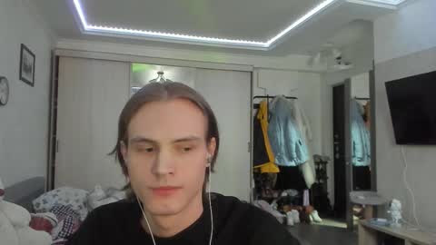 Snapshot of lazaret1k chatting on 02.12.26 Vladi online show from 02.12.26