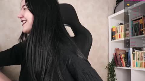 Snapshot of lazynut chatting on 09.19.25 Lisa online show from 09.19.25