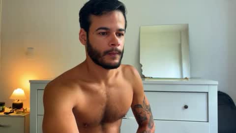 Snapshot of lcscerq chatting on 11.22.25 lcscerq online show from 11.22.25