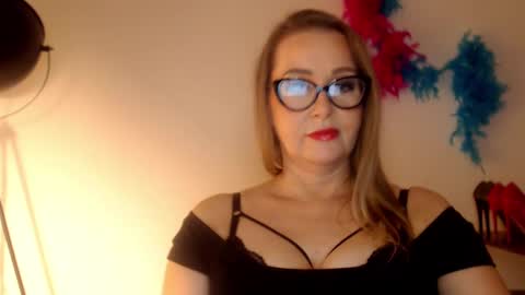 Snapshot of leadesire chatting on 01.18.25 LEA online show from 01.18.25