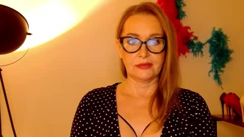 Snapshot of leadesire chatting on 02.20.25 LEA online show from 02.20.25