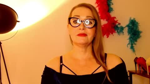 Snapshot of leadesire chatting on 02.25.25 LEA online show from 02.25.25