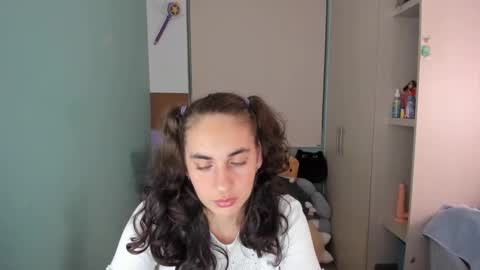 Laura online show from 01.21.25