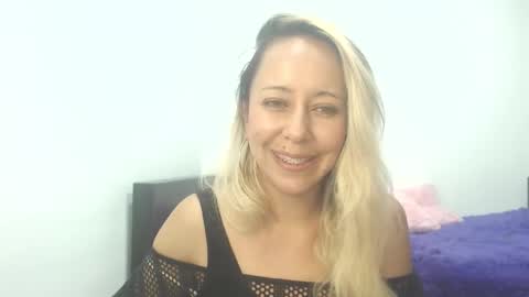 Snapshot of leah_susman chatting on 09.14.25 leah_susman online show from 09.14.25