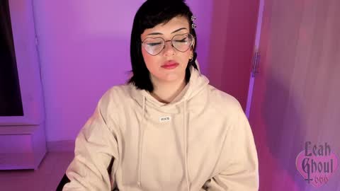 Snapshot of leahghoul666 chatting on 02.06.25 Leah Independent Model OF leahghoul666 online show from 02.06.25