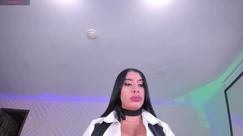 leahlombardi_ online show from 11.09.25