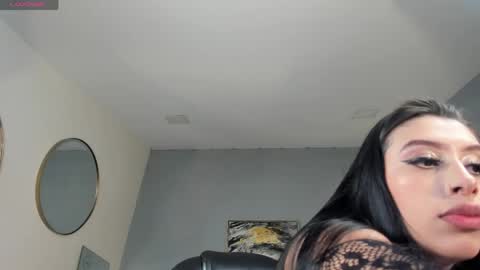 leahlombardi_ online show from 04.30.26