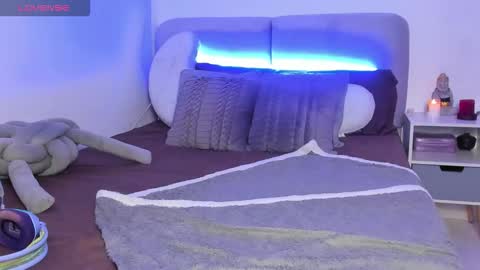   online show from 09.19.25