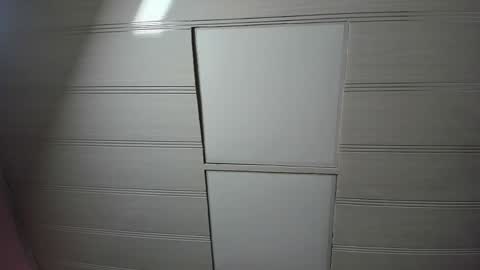 leamoreau__ online show from 10.25.25