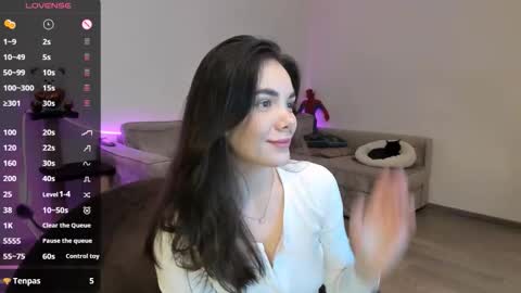 Snapshot of leanawill chatting on 10.09.25 Leana online show from 10.09.25