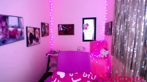 Snapshot of leandra_sex chatting on 12.31.24 Leandra online show from 12.31.24