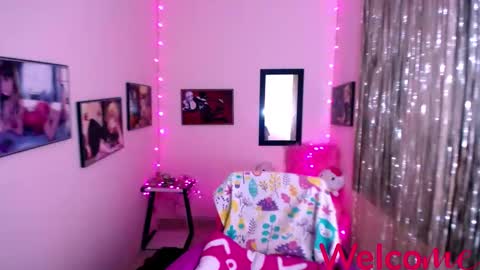 Snapshot of leandra_sex chatting on 01.20.25 Leandra online show from 01.20.25