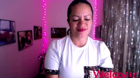 Snapshot of leandra_sex chatting on 02.06.25 Leandra online show from 02.06.25