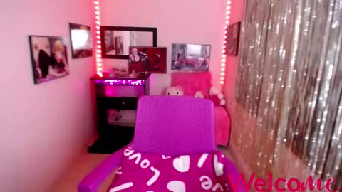 Snapshot of leandra_sex chatting on 03.12.25 Leandra online show from 03.12.25