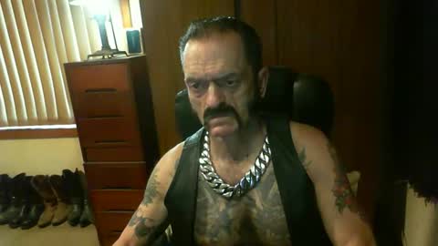 Snapshot of leathergreaser chatting on 12.17.24 leathergreaser online show from 12.17.24