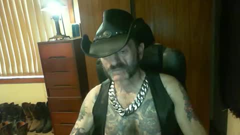 leathergreaser online show from 03.18.26
