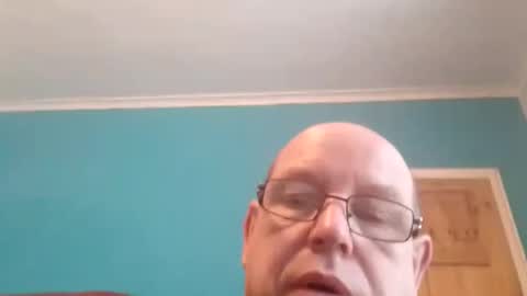 Snapshot of leatherpants68 chatting on 10.15.25 leatherpants68 online show from 10.15.25