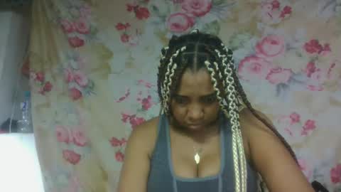 leatiana online show from 04.25.26