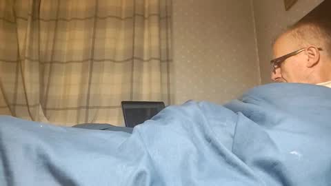 Snapshot of lechertachatte4444 chatting on 09.30.25 lechertachatte4444 online show from 09.30.25