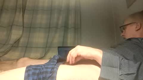 Snapshot of lechertachatte4444 chatting on 11.24.25 lechertachatte4444 online show from 11.24.25