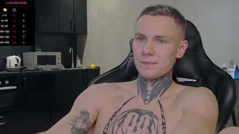 Snapshot of lechery_boy chatting on 12.10.24 Lechery boy online show from 12.10.24