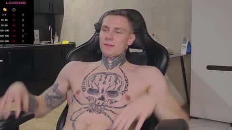 Snapshot of lechery_boy chatting on 12.17.24 Lechery boy online show from 12.17.24