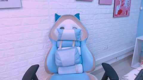 Leah Carter  online show from 05.09.26
