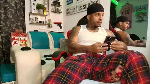 Snapshot of leenar_key chatting on 12.04.25 leenar_key online show from 12.04.25