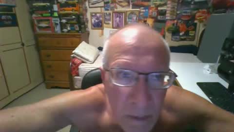 leezamm1132 online show from 04.29.26