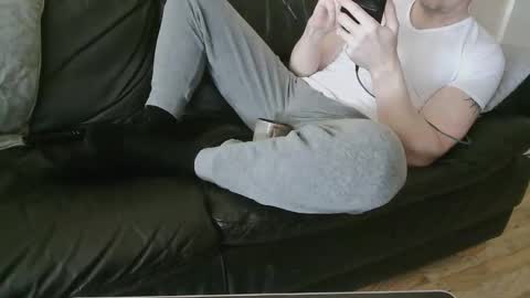 UK lover online show from 04.08.26