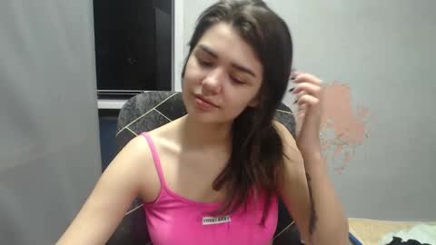 Snapshot of legenda_liya chatting on 12.02.25 Liya online show from 12.02.25