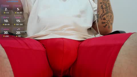 Snapshot of legolas_15 chatting on 11.09.25 Alejandro online show from 11.09.25