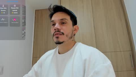 Snapshot of legolas_15 chatting on 11.30.25 Alejandro online show from 11.30.25