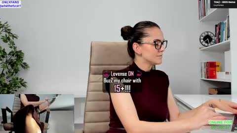 Elle  online show from 04.21.26