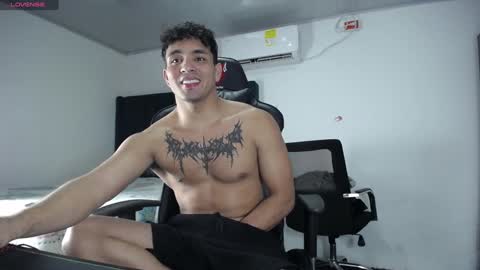  Lei  online show from 12.28.24