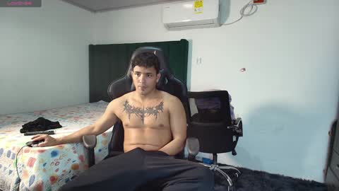  Lei  online show from 01.30.25