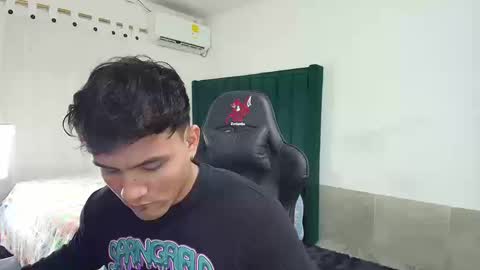  Lei  online show from 09.08.25