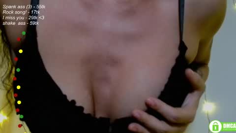 Snapshot of leia_bell chatting on 01.18.25 hey Im Leia and I love rock  online show from 01.18.25