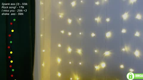 Snapshot of leia_bell chatting on 01.25.25 hey Im Leia and I love rock  online show from 01.25.25