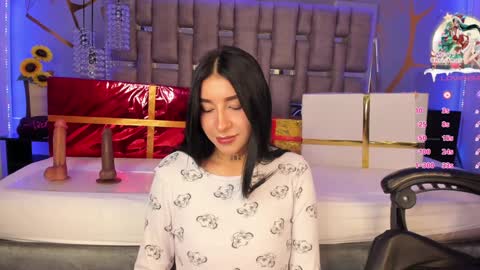 Leia online show from 12.23.24