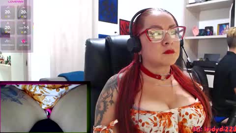 LeidyDi223 online show from 10.22.25